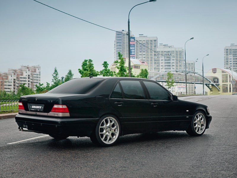 7 3 Litre Mercedes S600 W140 Oto Kokpit