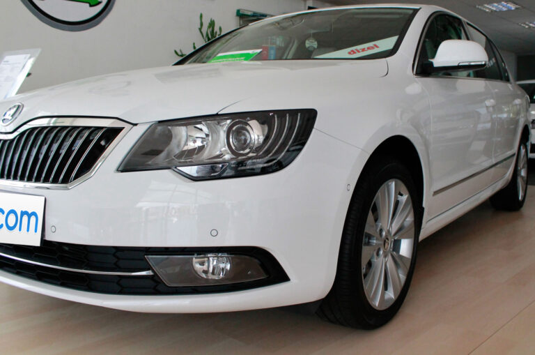 İkinci el Skoda Superb B6 oto galeri seçimi ve motor özellikleri