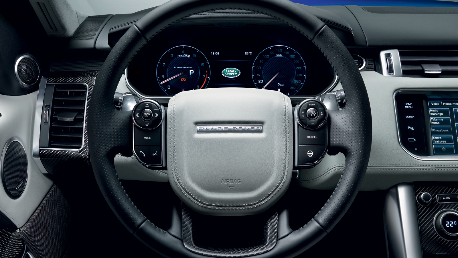 Бьет руль range rover sport