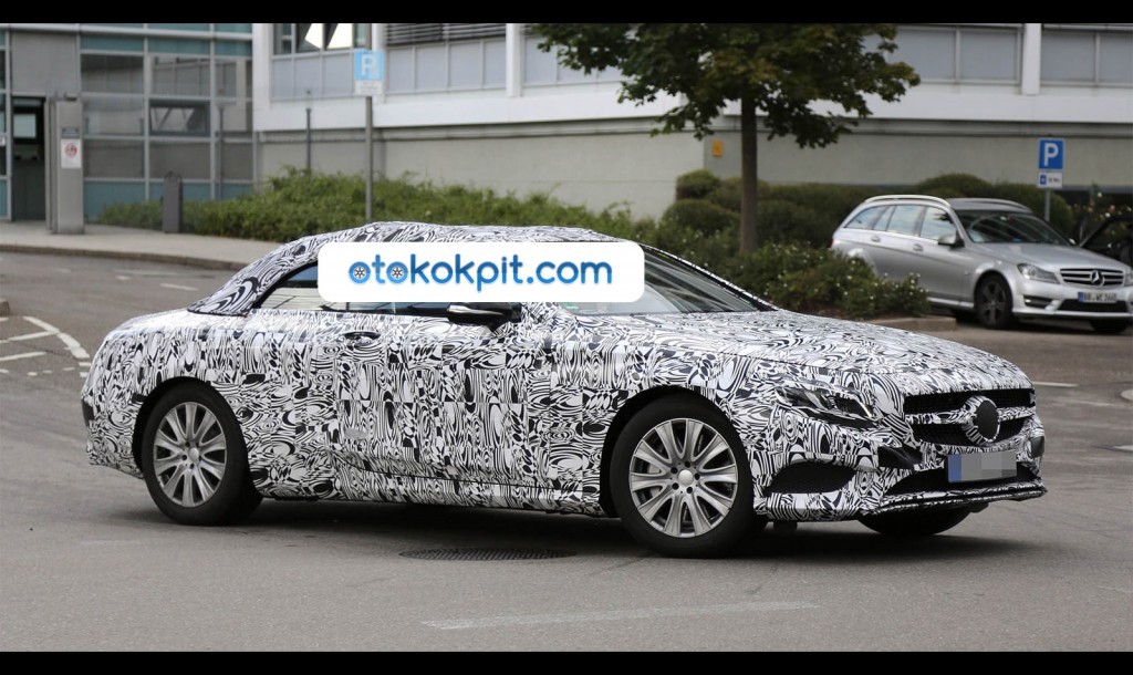 2016 Mercedes-Benz S-Serisi Cabrio Ortaya Çıktı