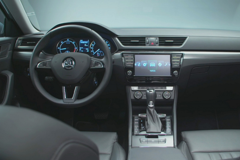 2015 Yeni Kasa Skoda SuperB Türkiye Fiyatı Açıklandı