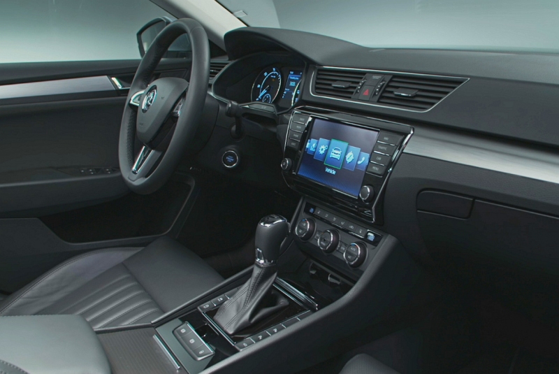 2015 Yeni Kasa Skoda SuperB Türkiye Fiyatı Açıklandı