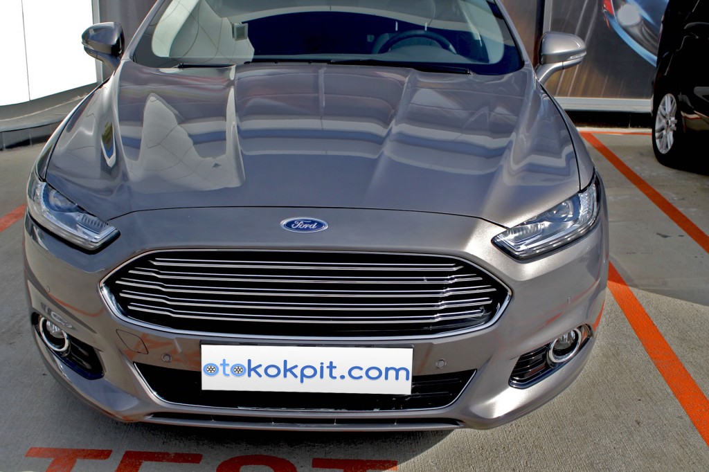Ford Mondeo Sedan 1.5 EcoBoost Titanium - 2
