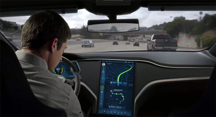 Bosch Otomatik Pilot Uygulaması İçin Tesla’yı Seçti