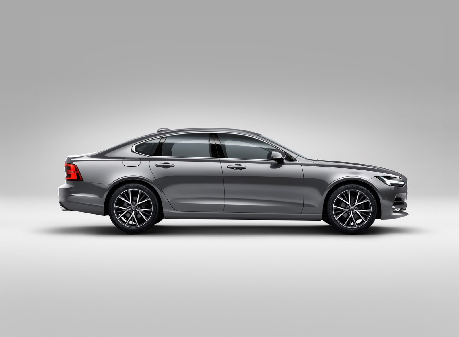 Volvo s90 вес