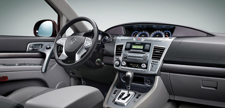 Ssangyong rodius салон