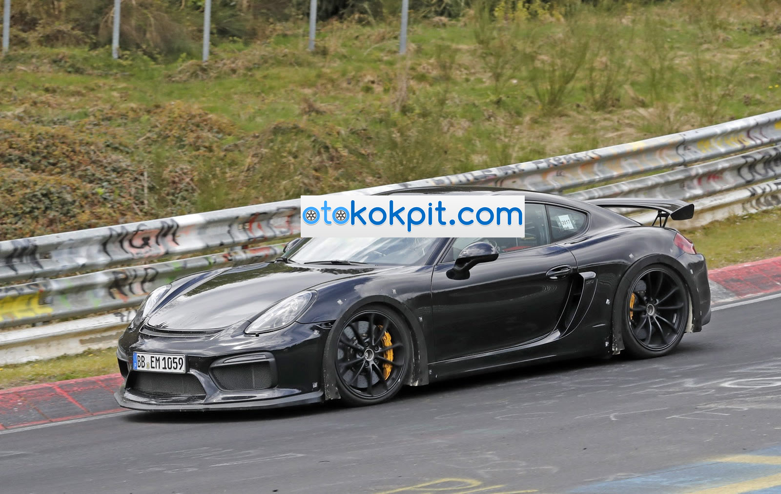 2019 Yeni Porsche 718 Cayman GT4 Ne Zaman Çıkacak?