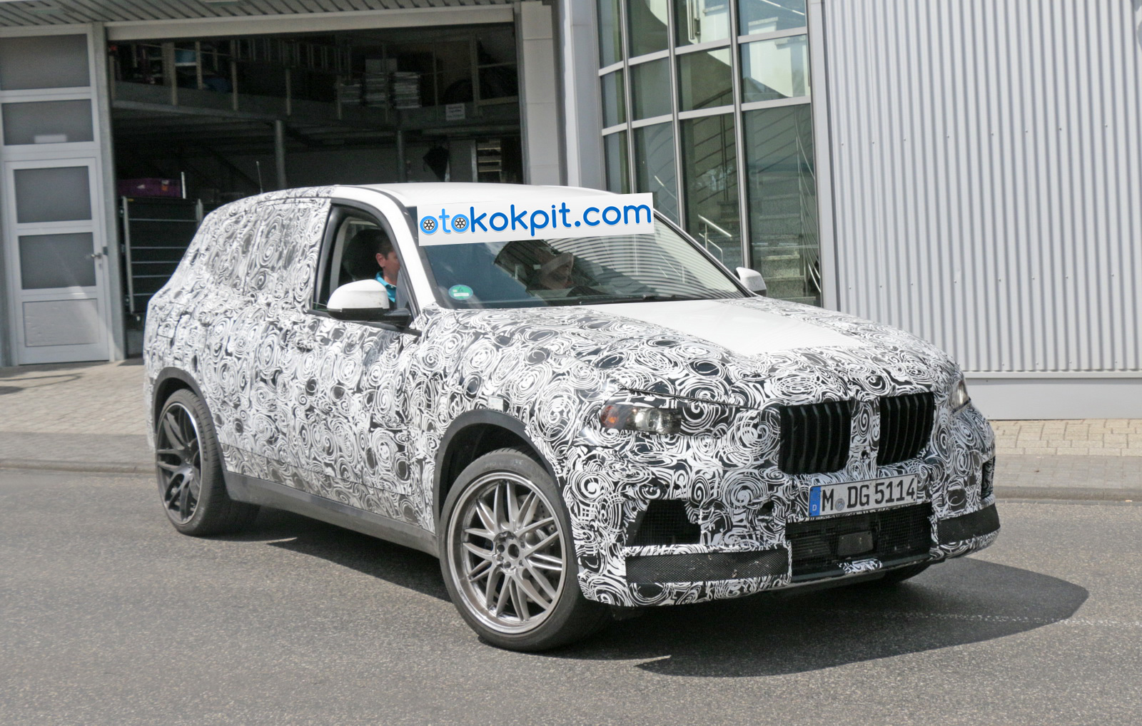 2019 Yeni BMW X5 M