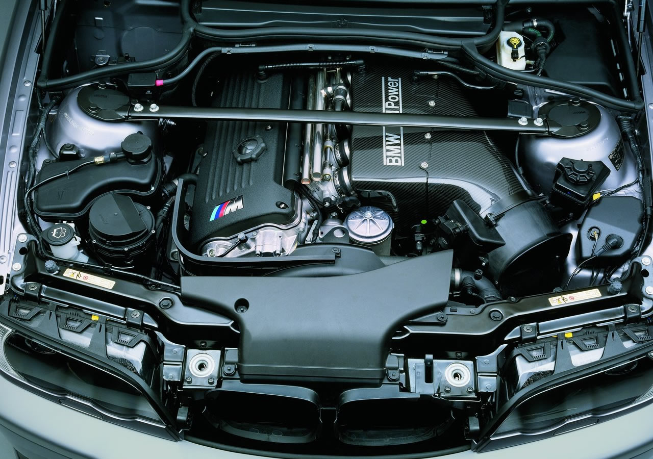 BMW M3 CSL Motoru