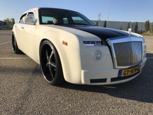 Chrysler 300c rolls royce