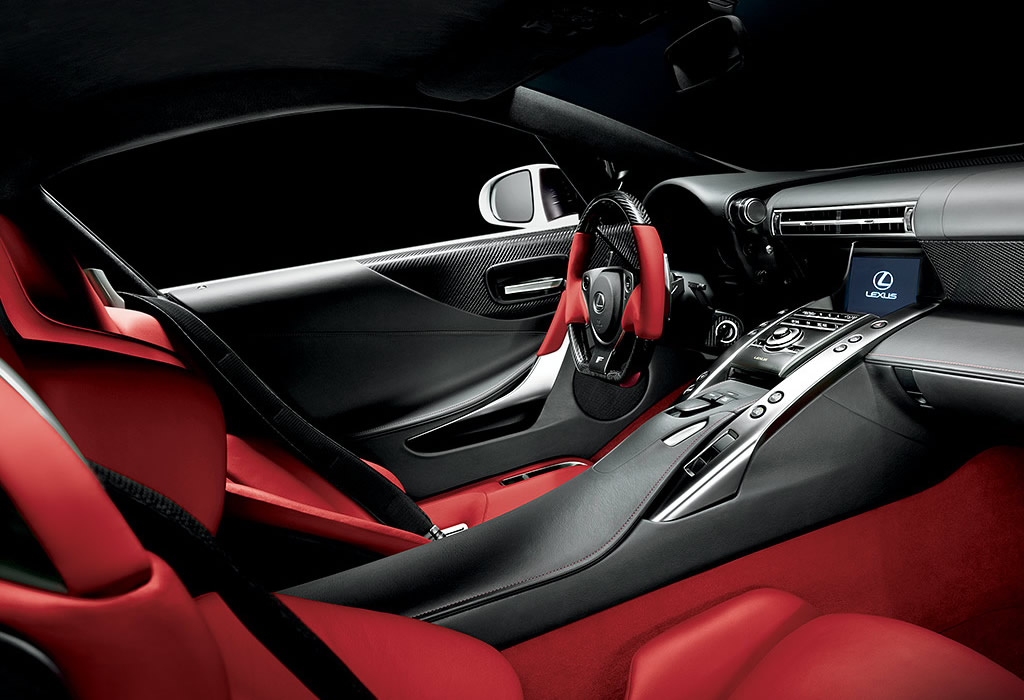 Lexus LFA Kokpiti
