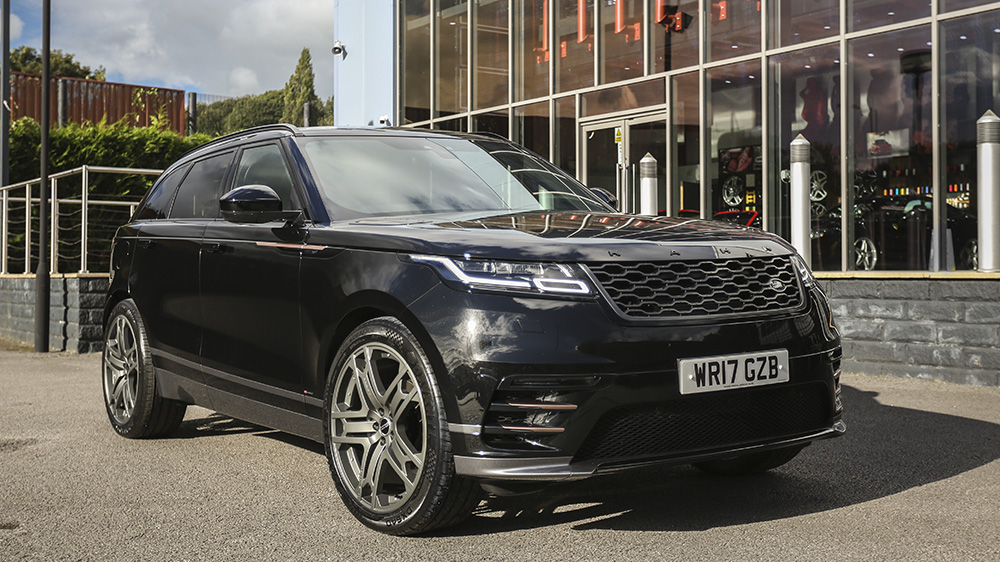 Kahn Design Range Rover Velar
