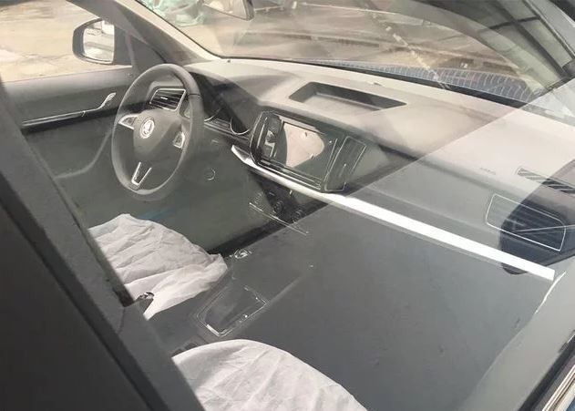 Yeni Skoda Kamiq İçi