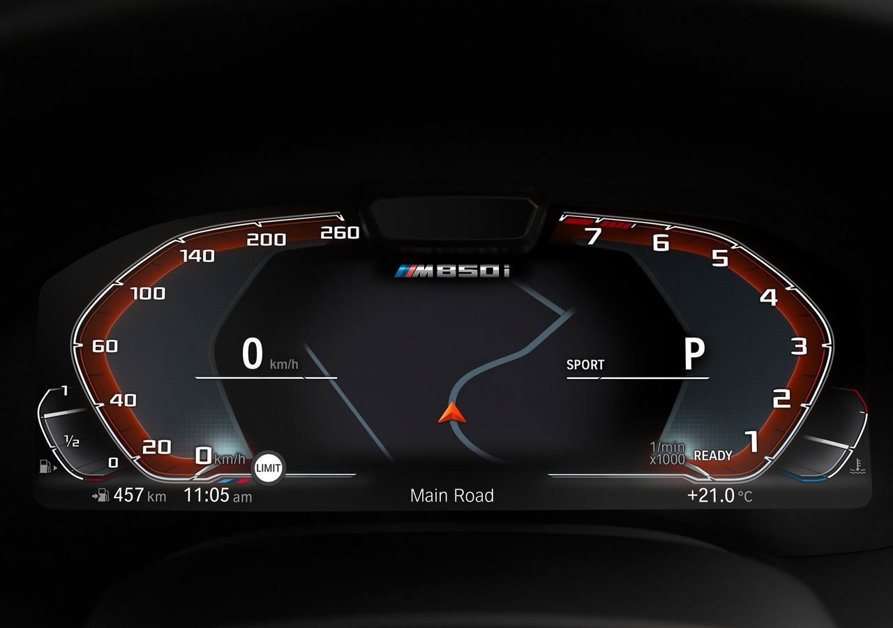 Yeni BMW 8 Serisi Coupe Ekranı