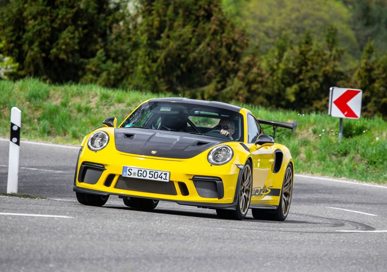 Porsche 911 GT3 RS Weissach Özellikleri