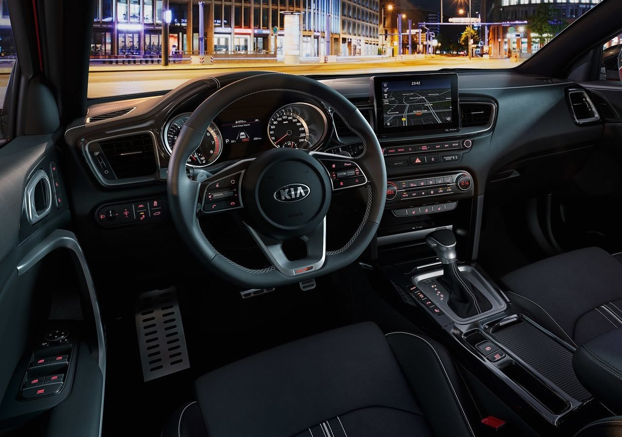 2019 Yeni Kia ProCeed Kokpiti