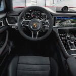 2019 Yeni Porsche Panamera GTS Kokpiti