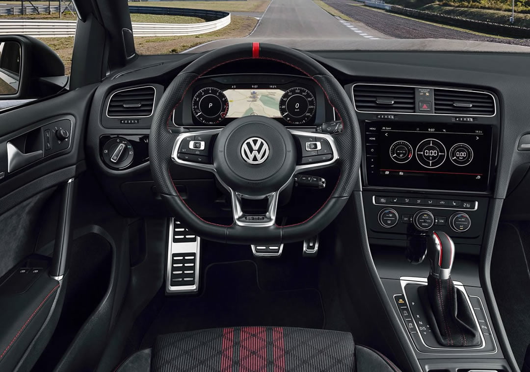 2019 Yeni Volkswagen Golf GTI TCR Kokpiti