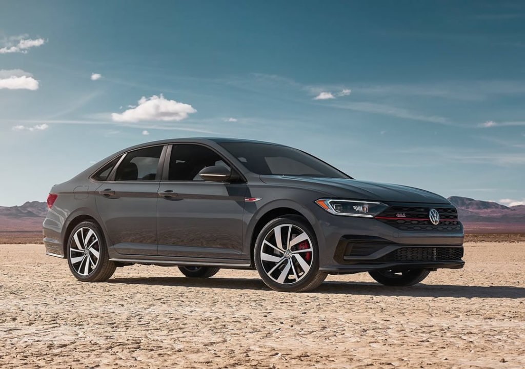 2019 Yeni Kasa Volkswagen Jetta GLI Özellikleri ile Tanıtıldı