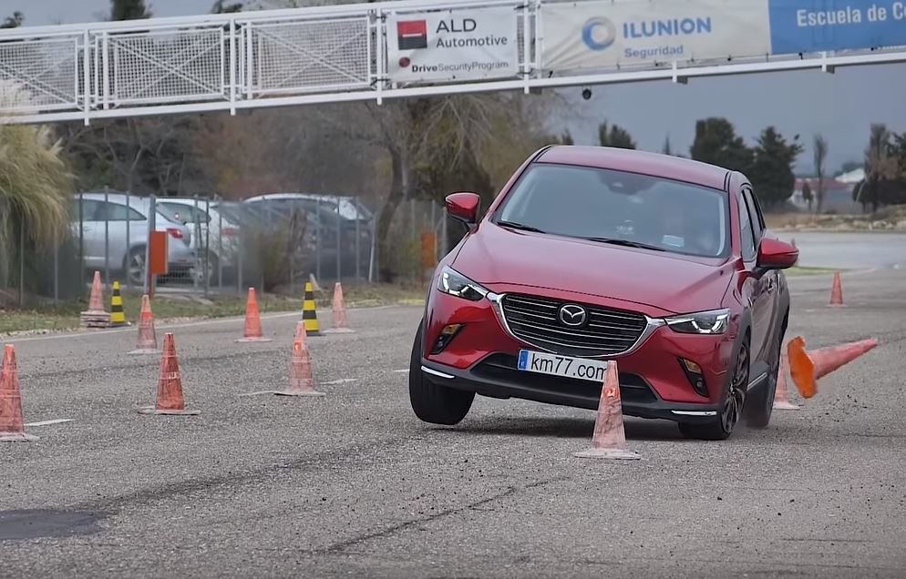 2019 Yeni Mazda CX-3 Geyik Testi Yayınlandı