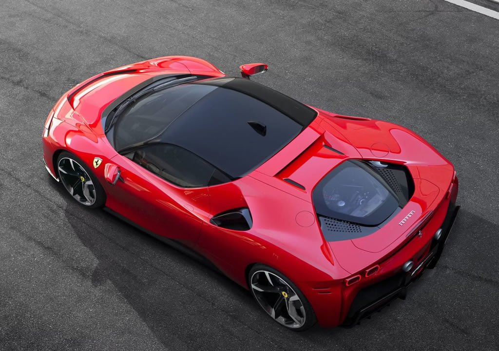 2020 Yeni Ferrari SF90 Stradale Kaç Beygir?
