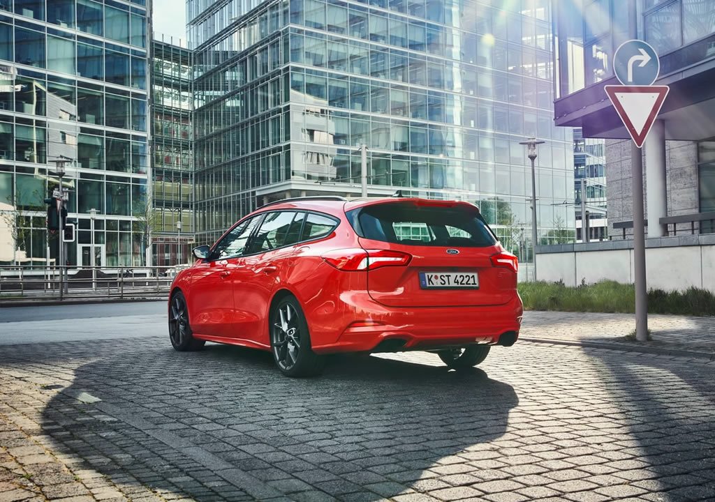 2020 Yeni Ford Focus ST Wagon Donanımları