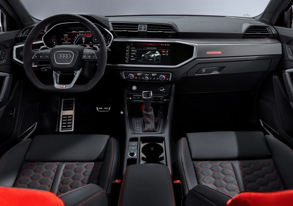 2020 Yeni Audi RS Q3 Kokpiti