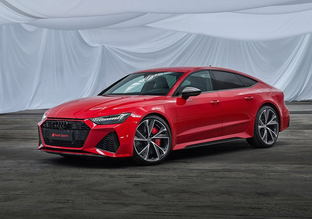 2020 Yeni Kasa Audi RS7 Sportback Özellikleri