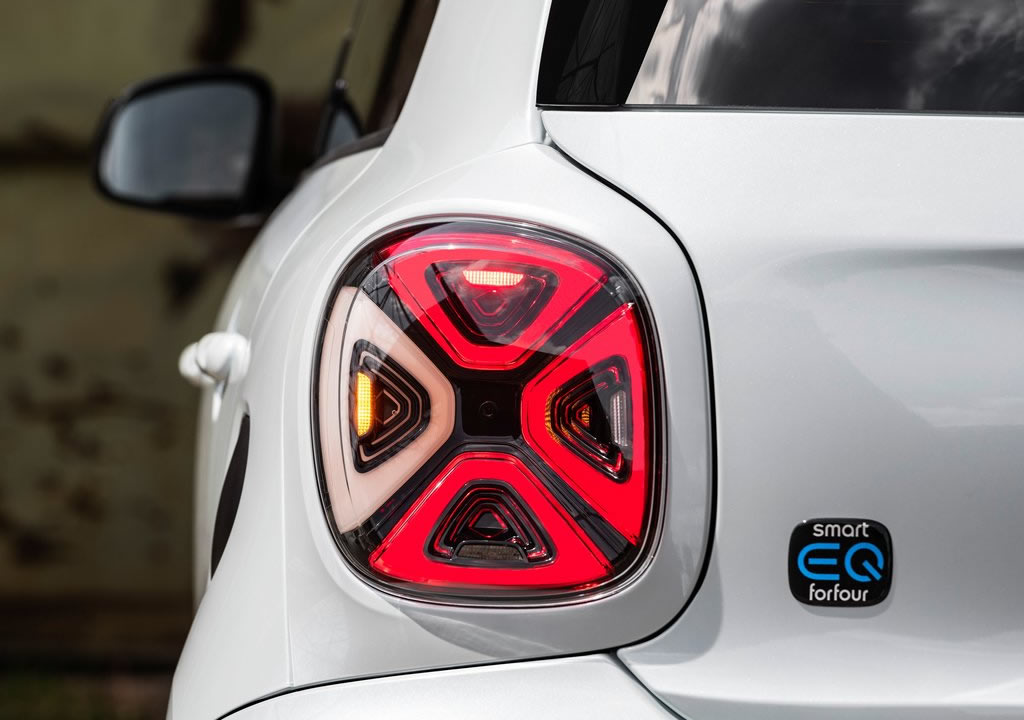 Elektrikli Smart EQ Forfour