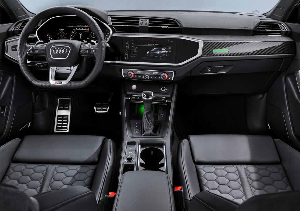 2020 Audi RS Q3 Sportback Kokpiti
