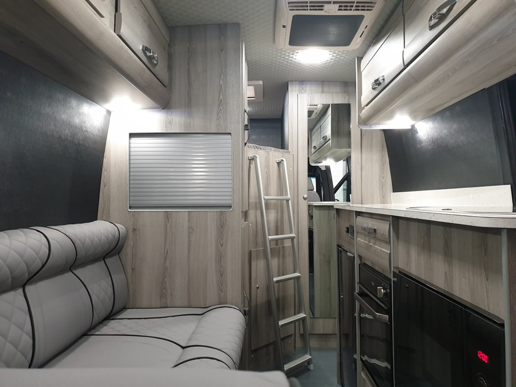 McLaren-Mercedes Sprinter Sports Home İçi