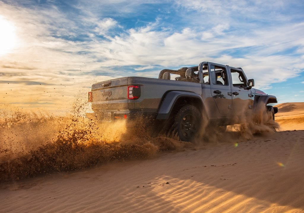 2020 Yeni Jeep Gladiator Mojave Fotoğrafları