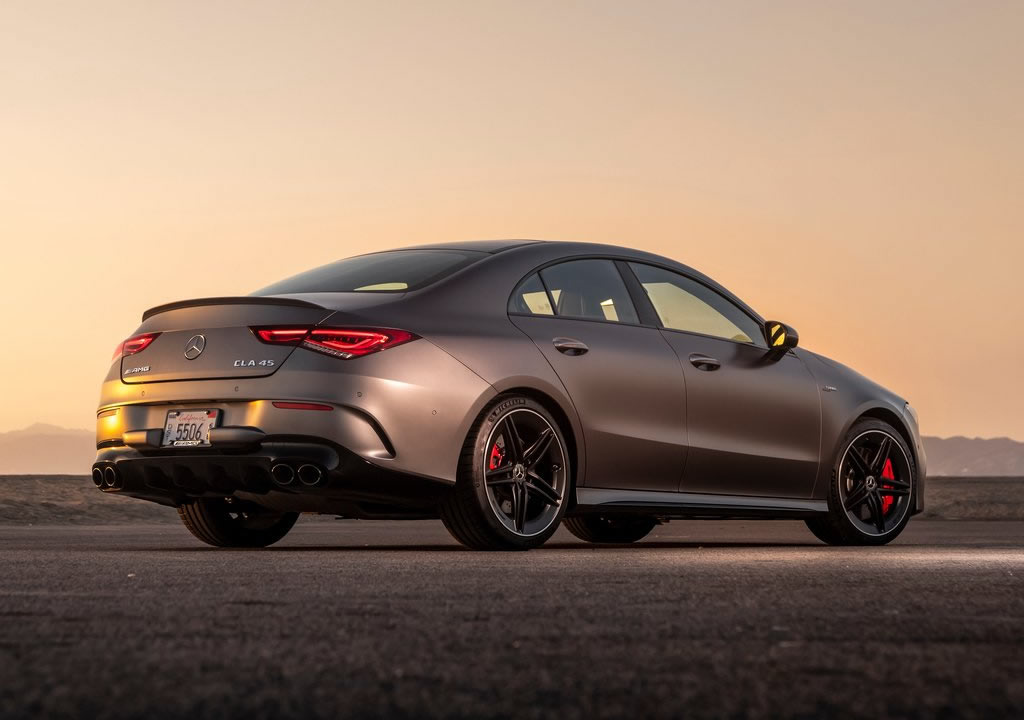 2020 Yeni Kasa Mercedes- AMG CLA45 Teknik Özellikleri