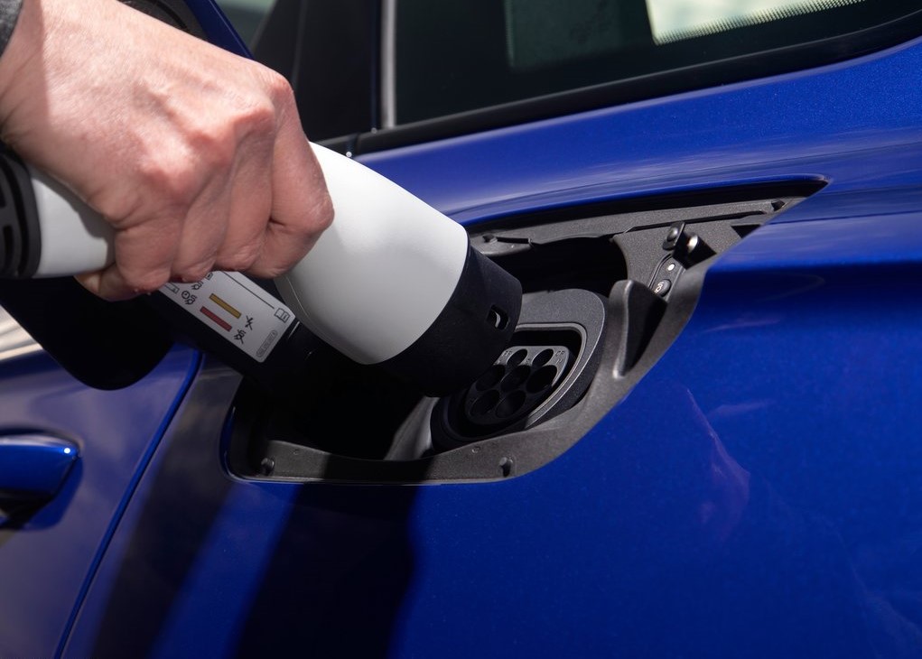 2021 Yeni Volkswagen Touareg R Gücü