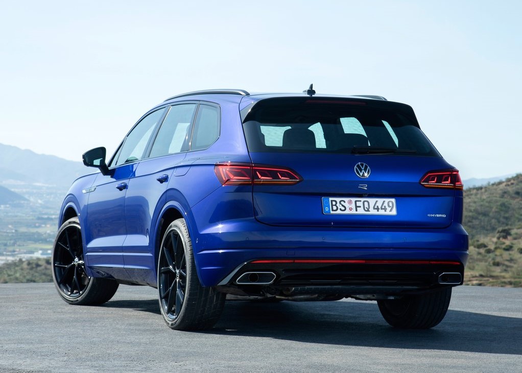 2021 Volkswagen Touareg R 