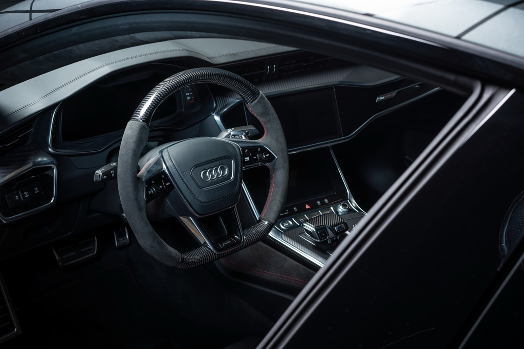 2020 ABT RS7-R Kokpiti
