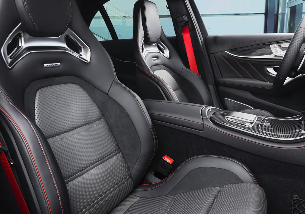 2021 Yeni Mercedes-AMG E53 İçi