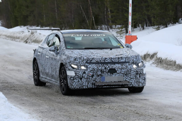 Elektrikli 2022 Mercedes-Benz EQE Görüntülendi