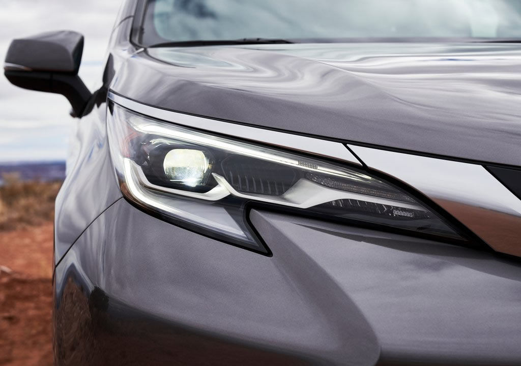 2021 Yeni Toyota Sienna Hibrit