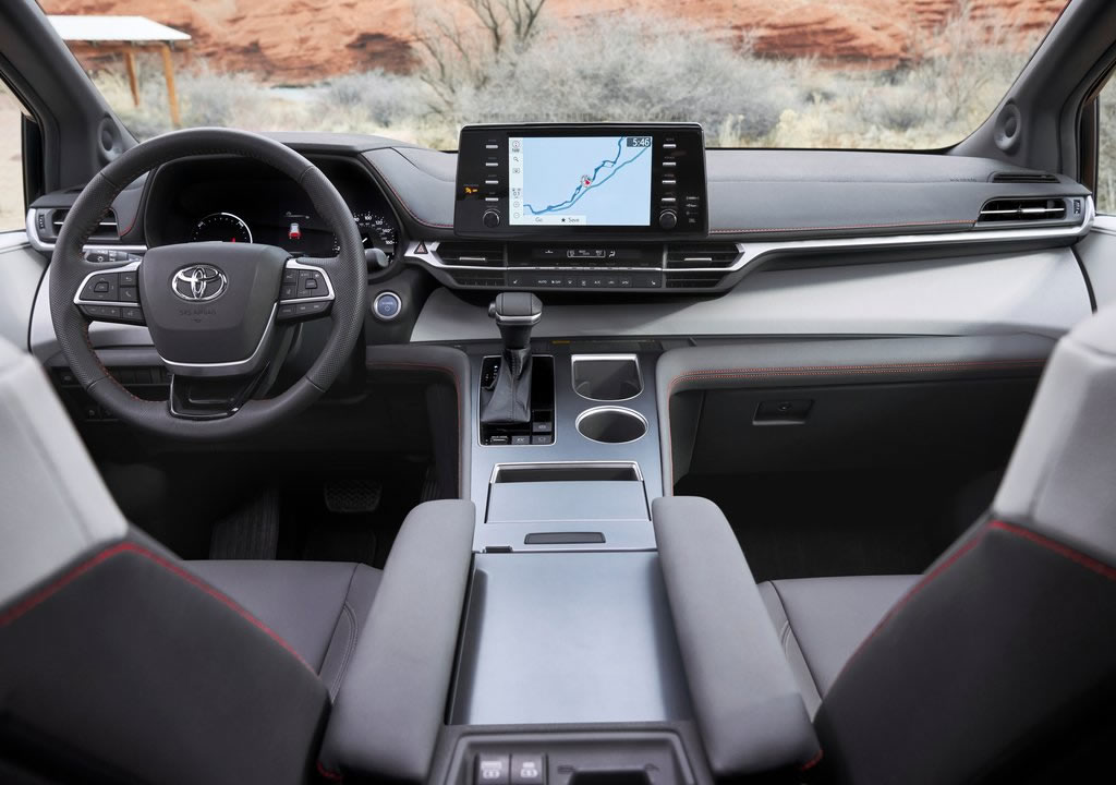 2021 Yeni Toyota Sienna Kokpiti