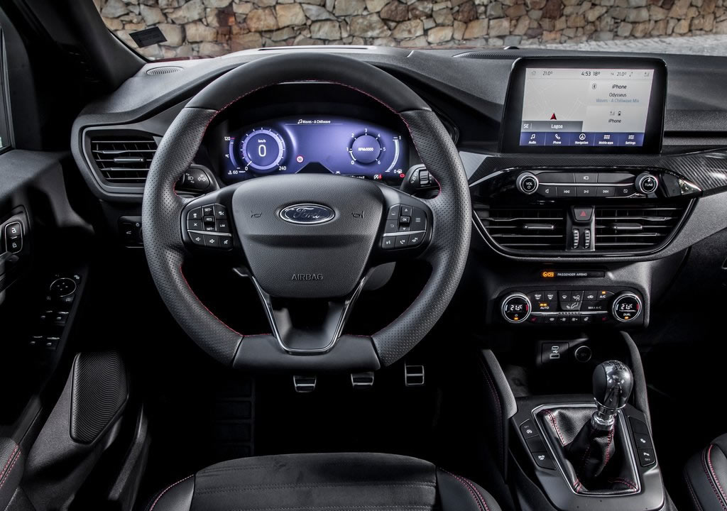 2020 Yeni Kasa Ford Kuga Kokpiti