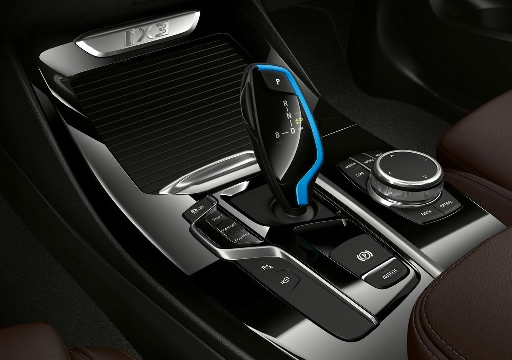 2021 BMW İX3 Fotoğrafları
