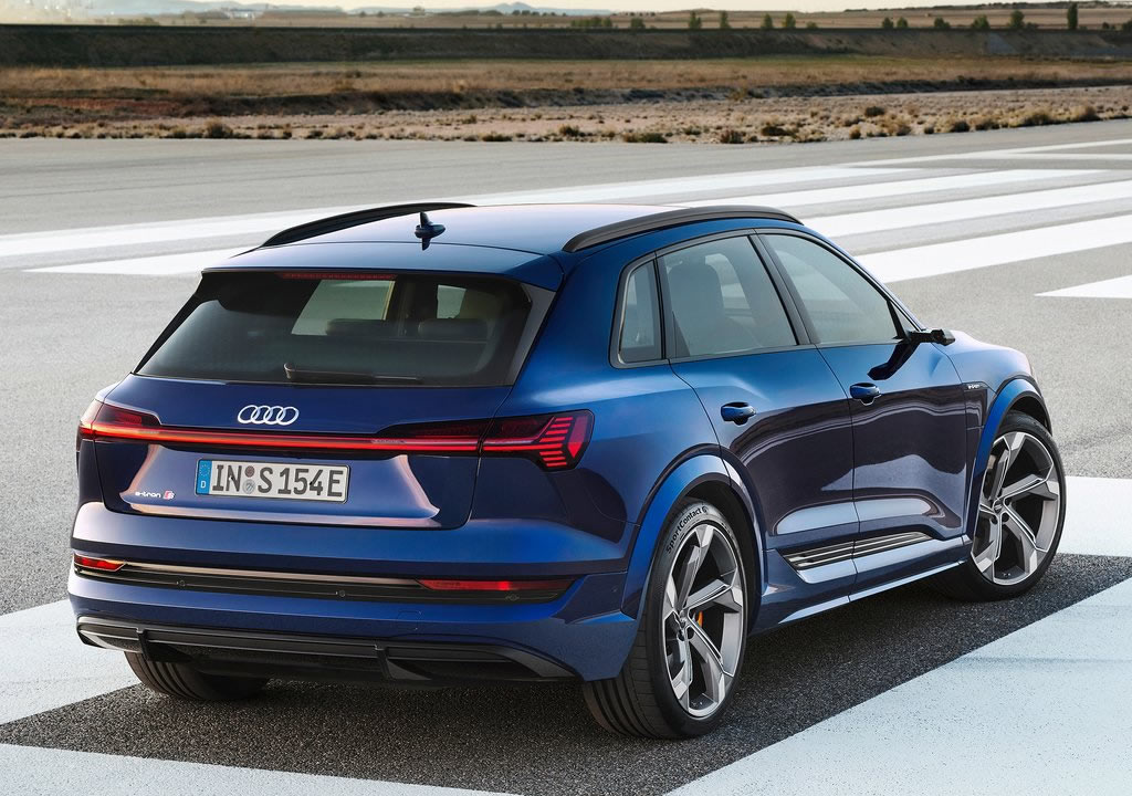 2021 Yeni Audi e-tron S Teknik Özellikleri