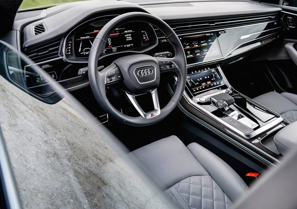 2021 Yeni Audi SQ8 TFSI Kokpiti