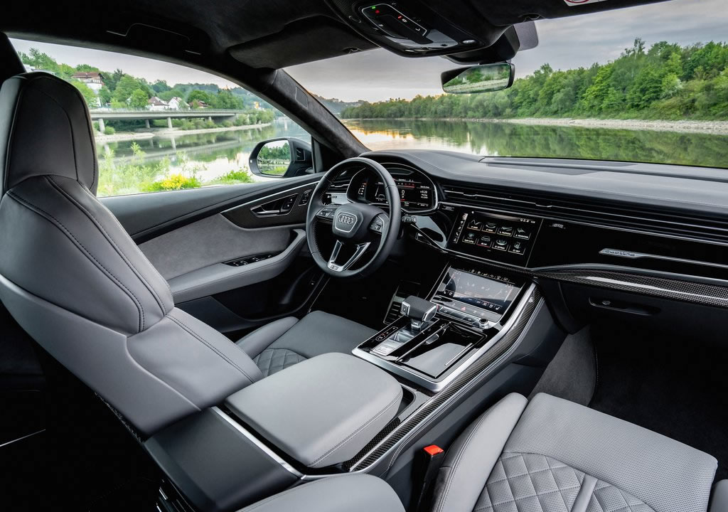 2021 Yeni Audi SQ8 TFSI İçi