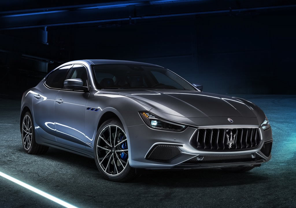 2021 Yeni Maserati Ghibli Hybrid Özellikleri