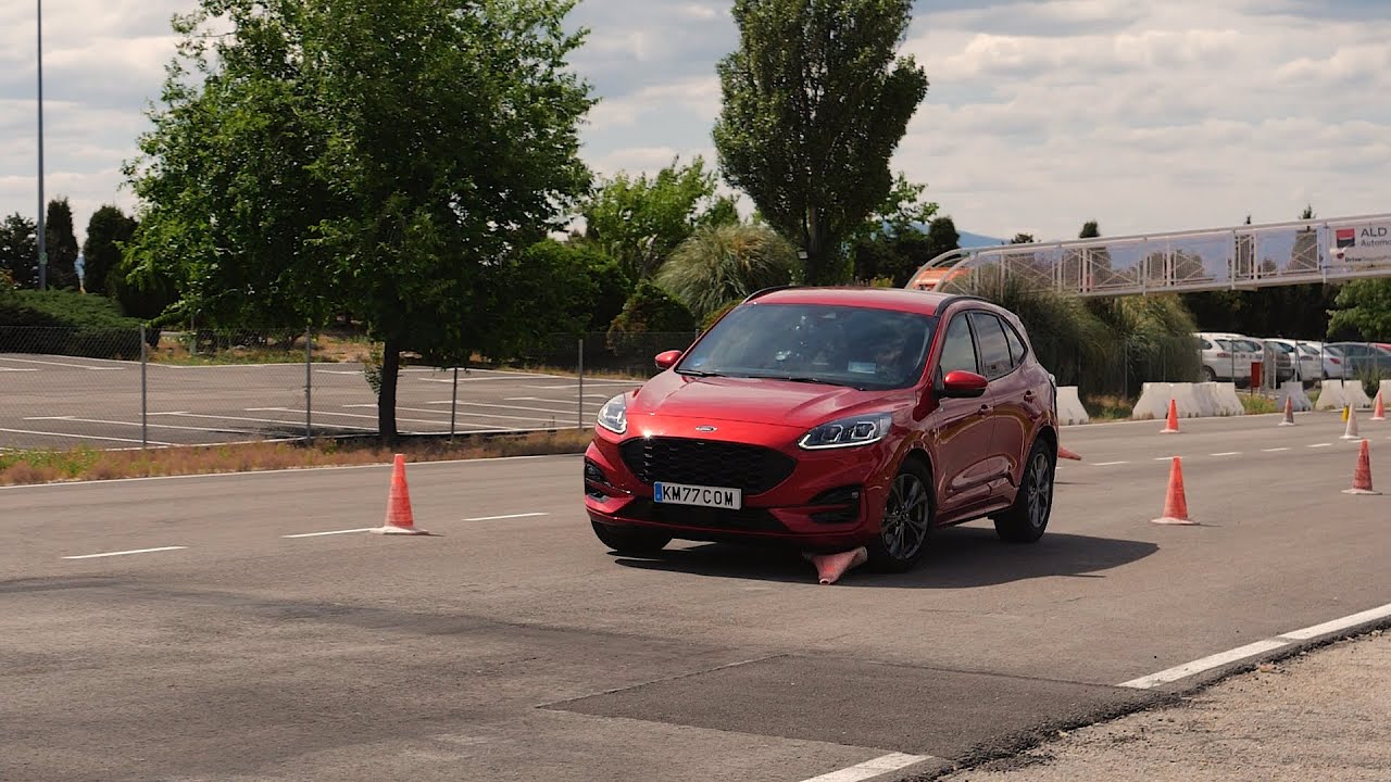 Yeni Ford Kuga PHEV Geyik Testi Yayılandı