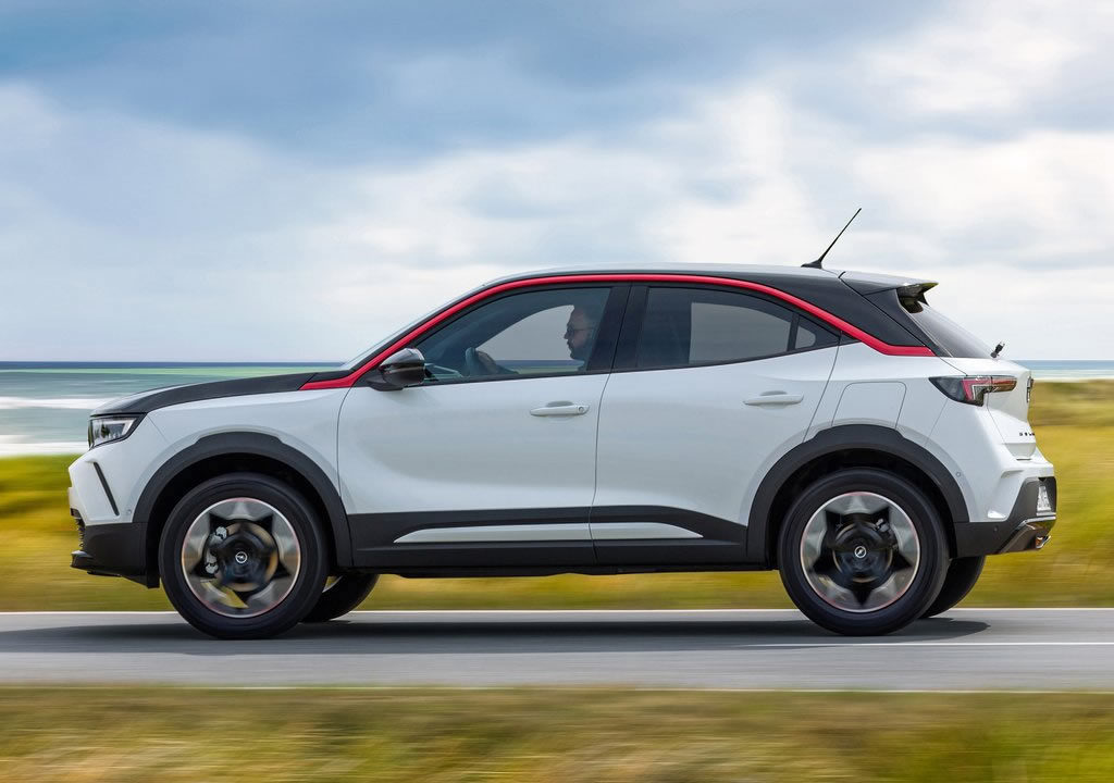 2021 Yeni Kasa Opel Mokka Fotoğrafları
