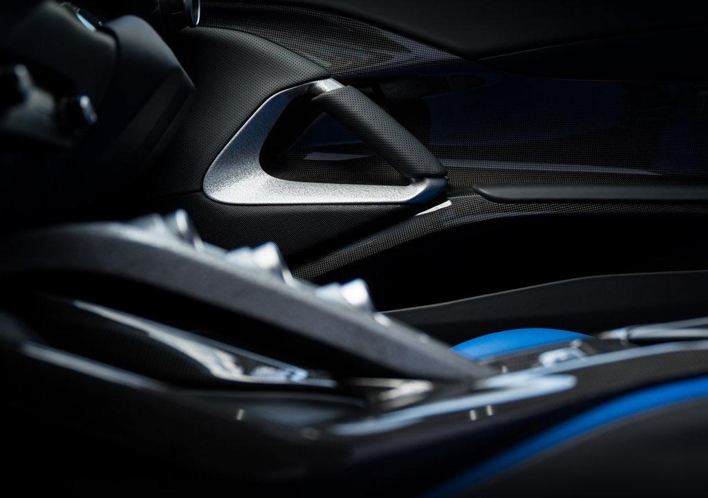 2020 Yeni Ferrari Omologata Kokpiti