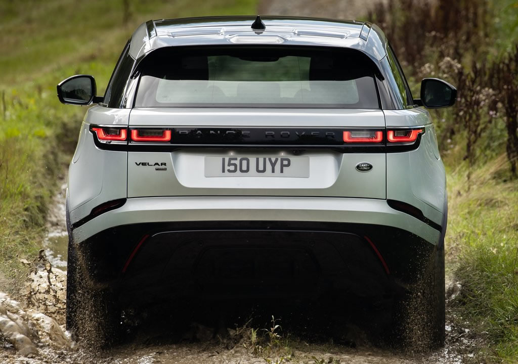 Makyajlı 2021 Range Rover Velar Fotoğrafları